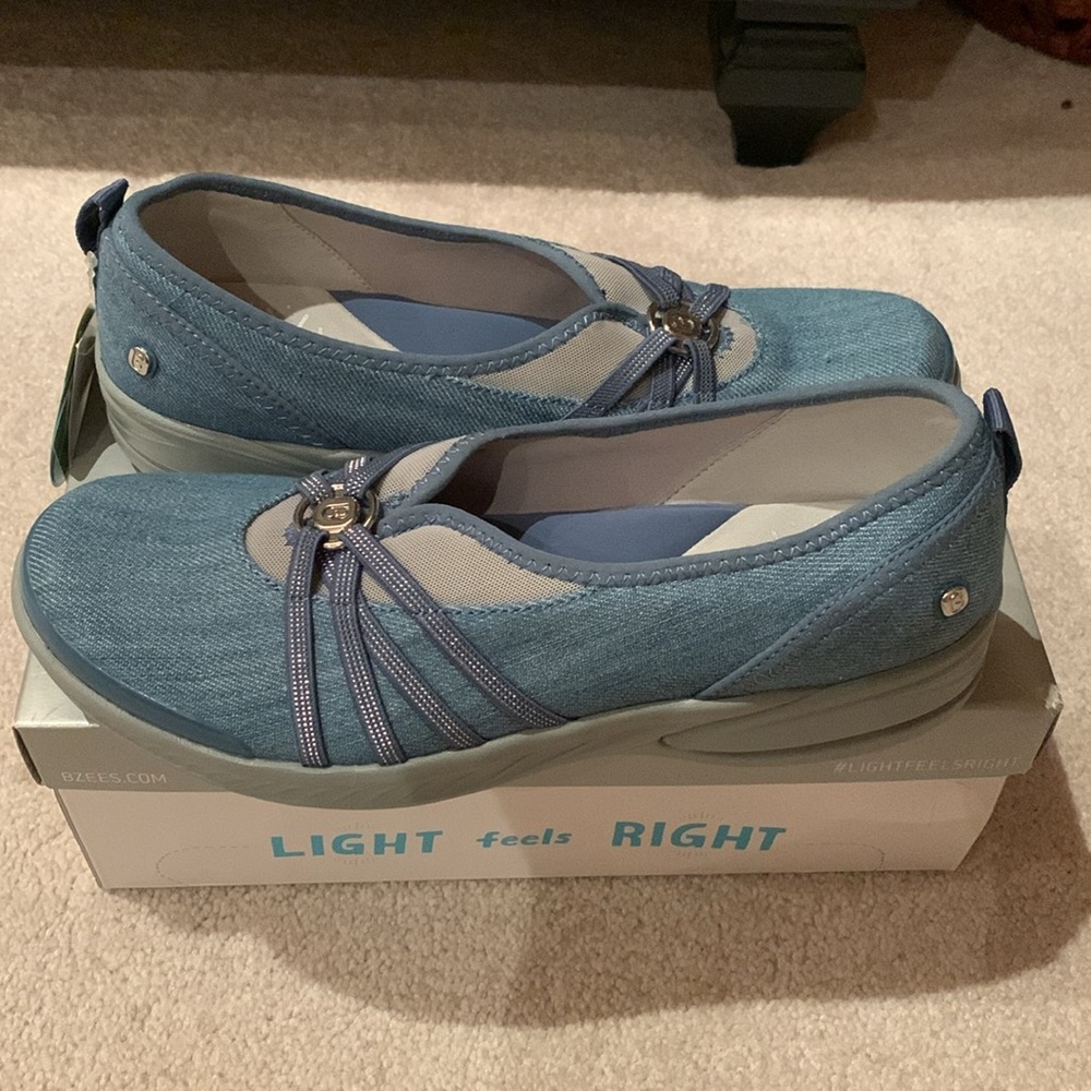 Bree’s shoes - Picture 2 of 8